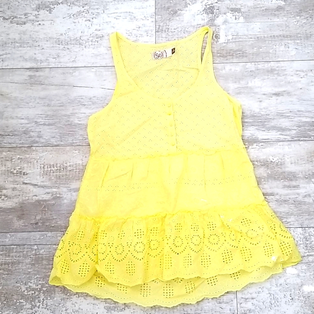 New w/o tag Yellow Sleeveless Blouse